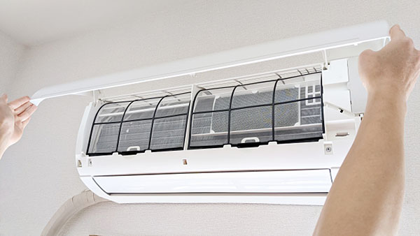 電気工事の様子